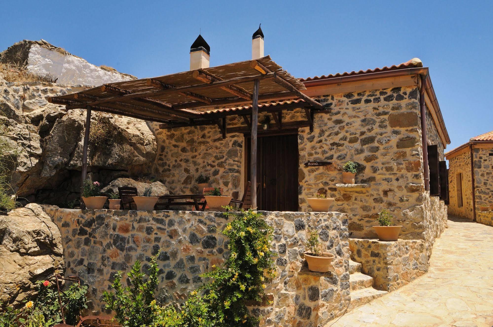 Appart hôtel Thalori Traditional Ecotourism Village 4*